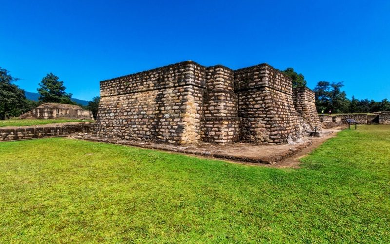 Iximche_2